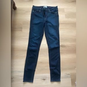 Womens Skinny Jean size 28 dark wash